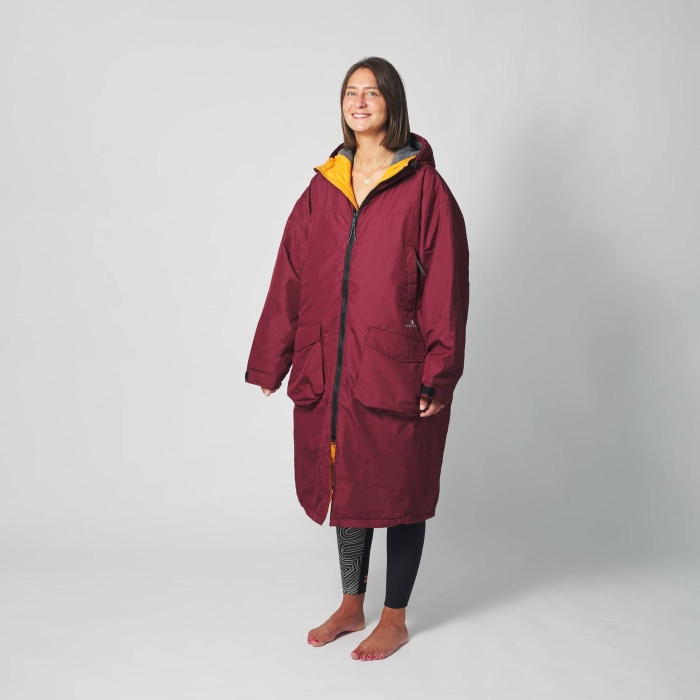VOITED 2nd Edition Outdoor Changing Robe & Drycoat for Surfing, Camping, Vanlife & Wild Swimming - Cardinal